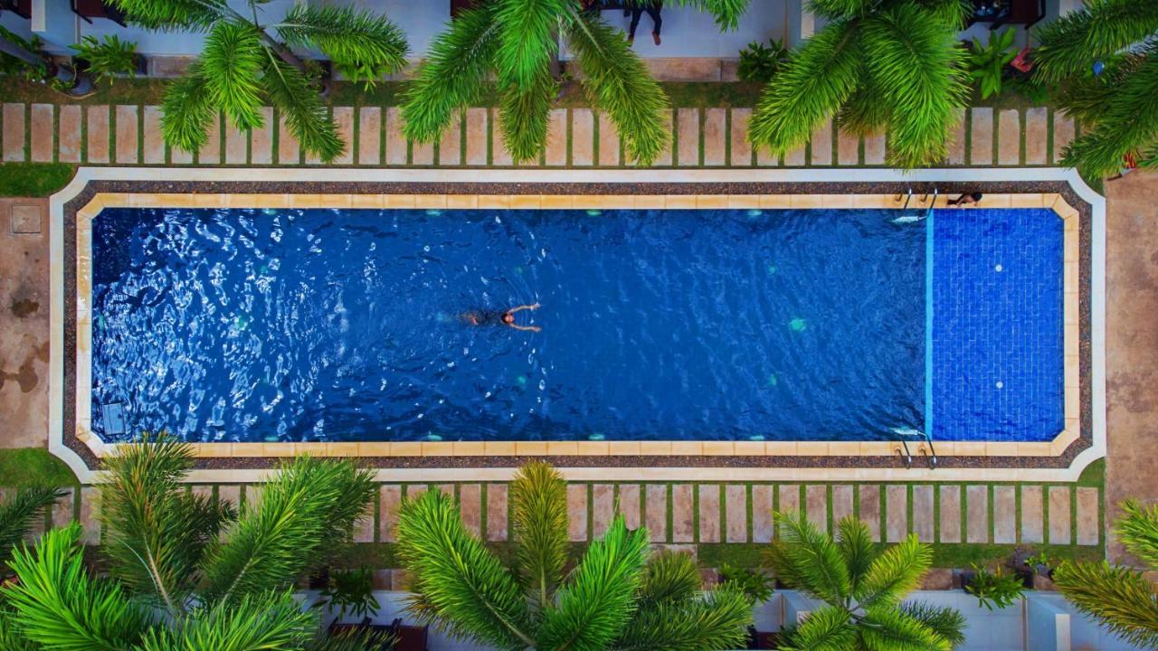 New Riverside Hotel Sziemreap Kültér fotó