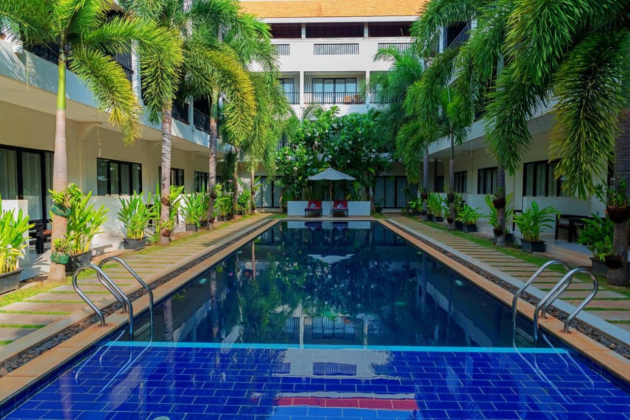 New Riverside Hotel Sziemreap Kültér fotó