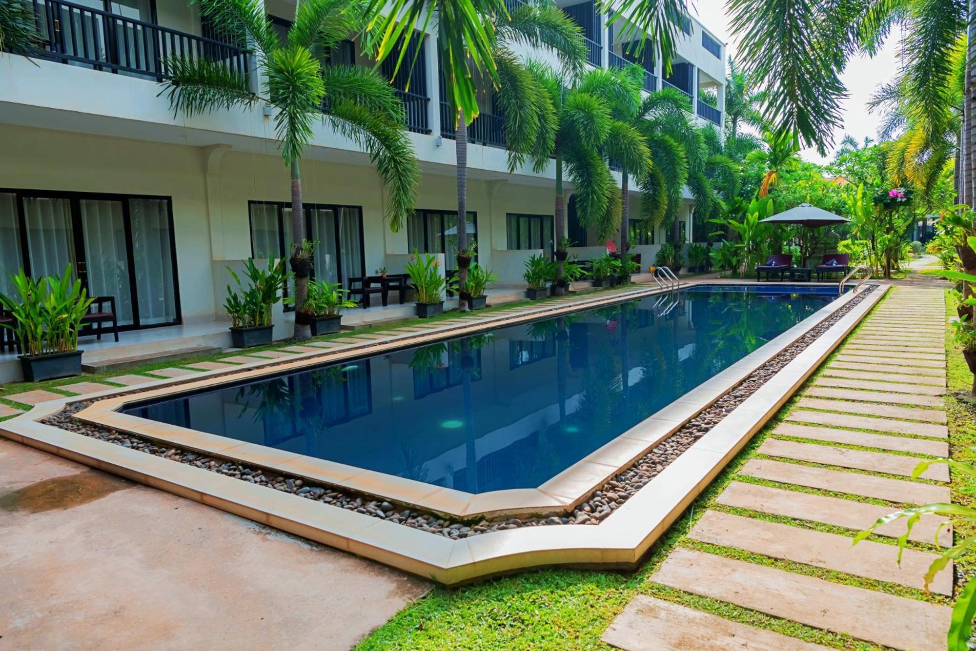 New Riverside Hotel Sziemreap Kültér fotó