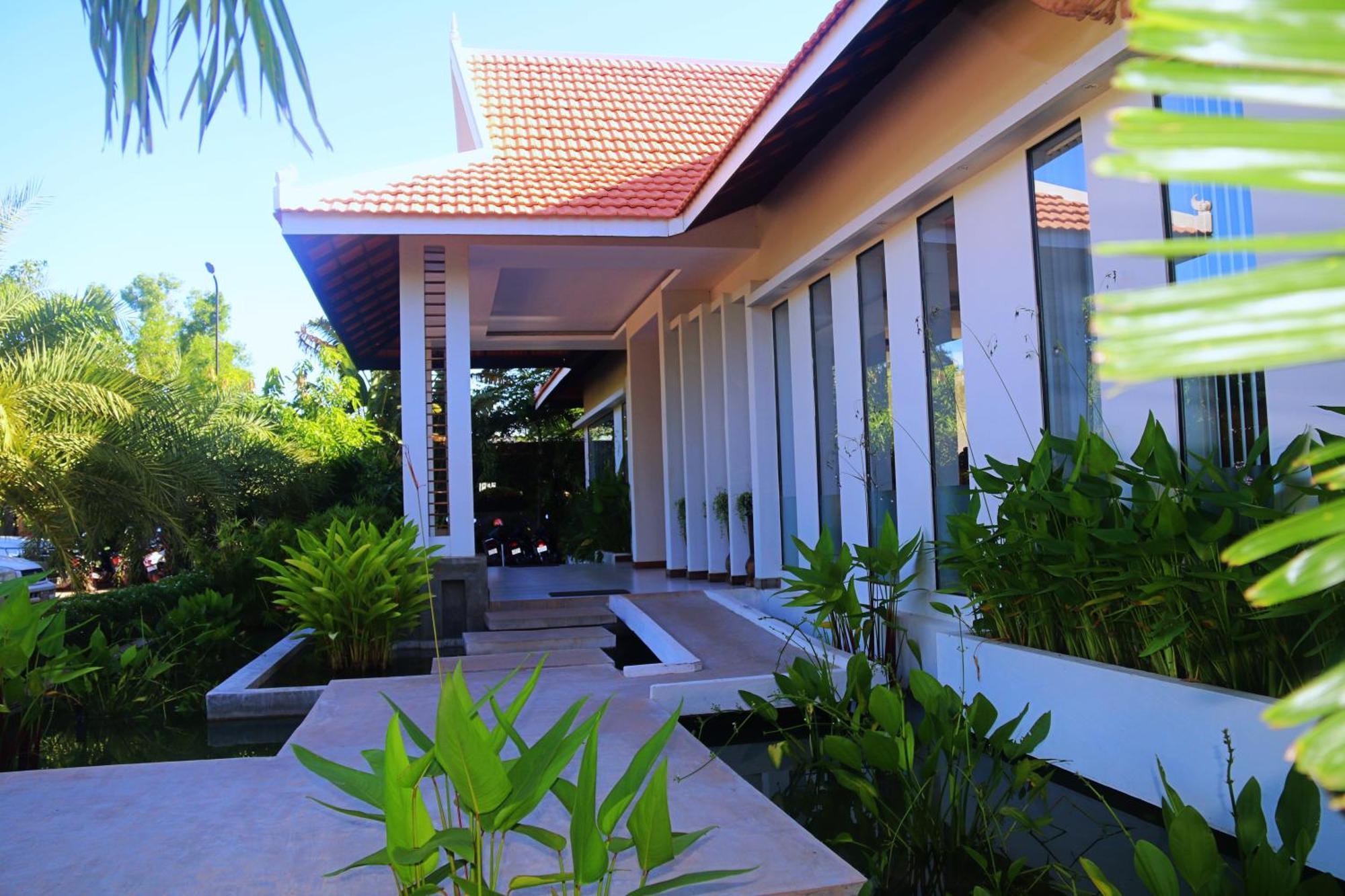 New Riverside Hotel Sziemreap Kültér fotó