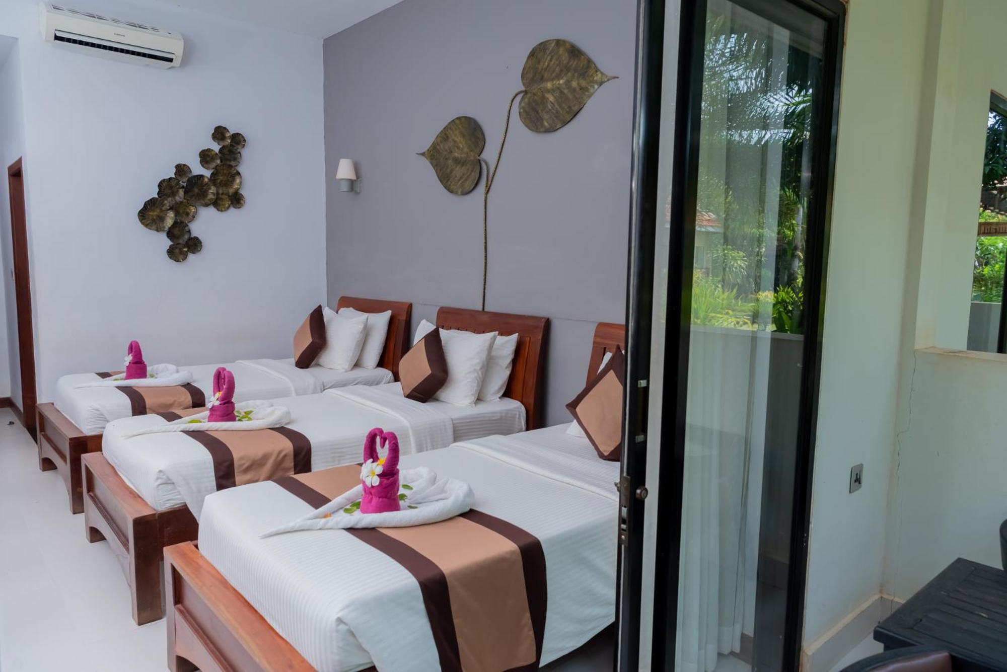 New Riverside Hotel Sziemreap Szoba fotó